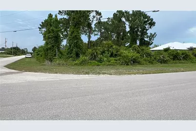 771 Aprile Ave S, Lehigh Acres, FL 33974 - Photo 10