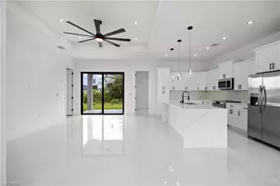 2815 37th St SW, Lehigh Acres, FL 33976 - Photo 10