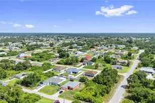 2815 37th St SW, Lehigh Acres, FL 33976 - Photo 4