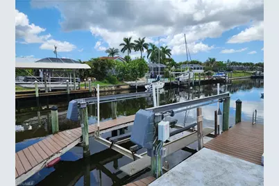 1822 SE 11th Ter, Cape Coral, FL 33990 - Photo 42