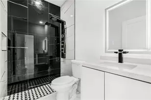 3227 NE 13th Pl, Cape Coral, FL 33909 - Photo 10