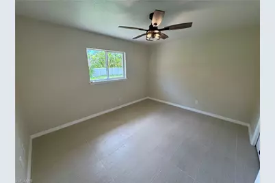 4426 SW Santa Barbara Pl, Cape Coral, FL 33914 - Photo 22