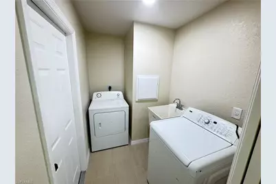 4426 SW Santa Barbara Pl, Cape Coral, FL 33914 - Photo 36