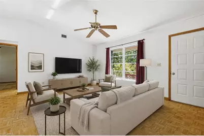 208 NE 9th Ave, Cape Coral, FL 33909 - Photo 2