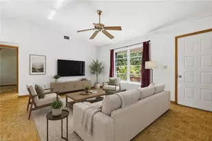208 NE 9th Ave, Cape Coral, FL 33909 - Photo 2