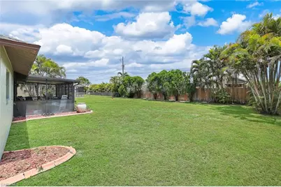 622 SW 22nd Ter, Cape Coral, FL 33991 - Photo 22
