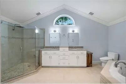 204 SE 20th Pl, Cape Coral, FL 33990 - Photo 24