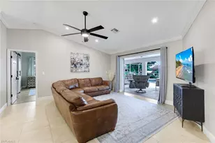 204 SE 20th Pl, Cape Coral, FL 33990 - Photo 10