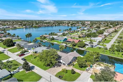 204 SE 20th Pl, Cape Coral, FL 33990 - Photo 44