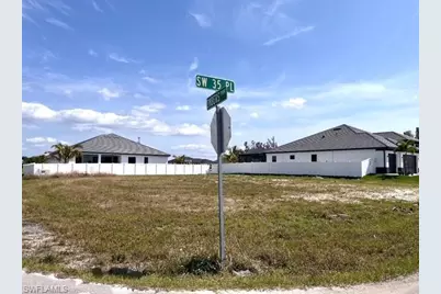 3 SW 35th Pl, Cape Coral, FL 33991 - Photo 1