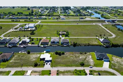 1015 NW 33rd Ave, Cape Coral, FL 33993 - Photo 12