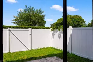 14039 Oviedo Pl, Fort Myers, FL 33905 - Photo 18