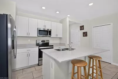 14039 Oviedo Pl, Fort Myers, FL 33905 - Photo 12