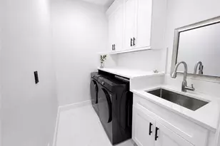 1215 Euclid Ave, Lehigh Acres, FL 33972 - Photo 22