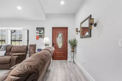 4176 NW 39th Pl, Cape Coral, FL 33993 - Photo 4