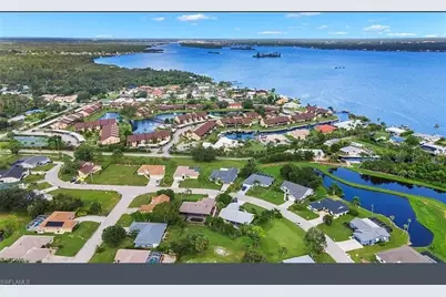 6380 P G A Dr, North Fort Myers, FL 33917 - Photo 28
