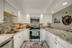 5213 Cedarbend Dr, Fort Myers, FL 33919 - Photo 16