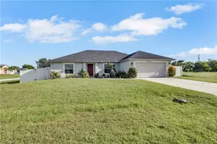 327 SW 31st St, Cape Coral, FL 33914 - Photo 1