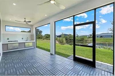 313 NE 5th Ter, Cape Coral, FL 33909 - Photo 28