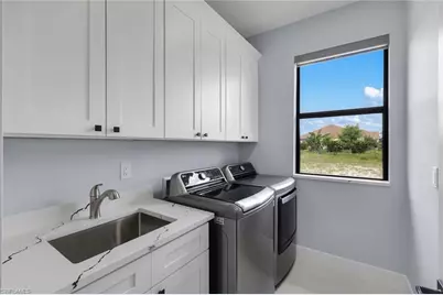 313 NE 5th Ter, Cape Coral, FL 33909 - Photo 26