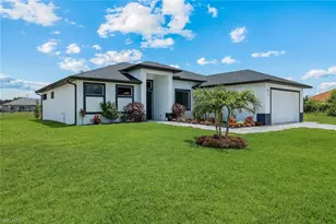 313 NE 5th Terrace, Cape Coral, FL 33909 - Photo 30