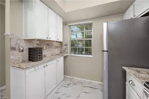 1001 Pine Isle Ln, Naples, FL 34112 - Photo 6