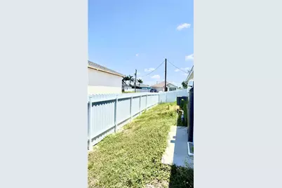 532 NW 18th Ave, Cape Coral, FL 33993 - Photo 16