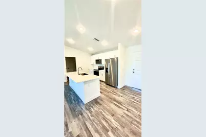 532 NW 18th Ave, Cape Coral, FL 33993 - Photo 2