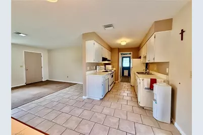 2216 Gorham Ave, Fort Myers, FL 33907 - Photo 6
