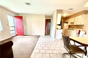 2216 Gorham Ave, Fort Myers, FL 33907 - Photo 4