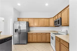 831 NW 30th St, Cape Coral, FL 33993 - Photo 6