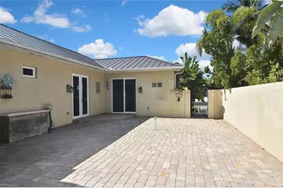 2808 SW 33rd Ter, Cape Coral, FL 33914 - Photo 34