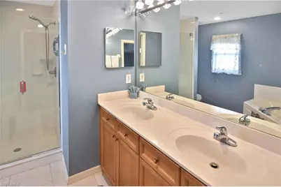 10021 Lake Cove Dr #101, Fort Myers, FL 33908 - Photo 12