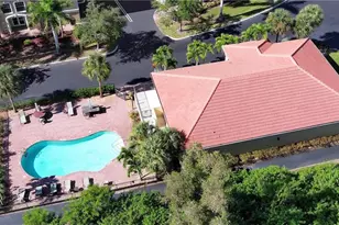 10021 Lake Cove Dr, Fort Myers, FL 33908 - Photo 6