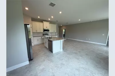 3607 62nd St W, Lehigh Acres, FL 33971 - Photo 10