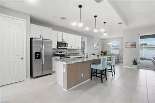 2704 SW 15th Ave, Cape Coral, FL 33914 - Photo 12