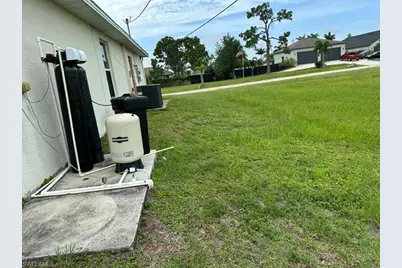 2701 NW 4th Ter, Cape Coral, FL 33993 - Photo 2
