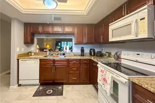 6136 Whiskey Creek Dr, Fort Myers, FL 33919 - Photo 4