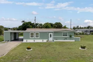 102 Oleander Rd, Lehigh Acres, FL 33936 - Photo 16