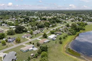 102 Oleander Rd, Lehigh Acres, FL 33936 - Photo 24
