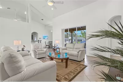 1811 SE 37th Ter, Cape Coral, FL 33904 - Photo 32