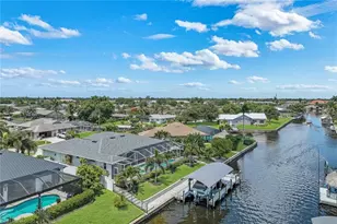 1319 SE 38th St, Cape Coral, FL 33904 - Photo 44