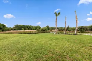 2937 Heritage Pnes Dr, Fort Myers, FL 33905 - Photo 8