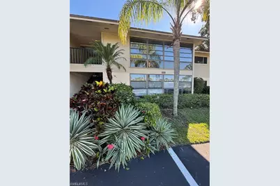 5713 Foxlake Dr #4, North Fort Myers, FL 33917 - Photo 2