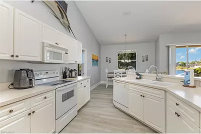 532 W Archer Pkwy, Cape Coral, FL 33904 - Photo 10