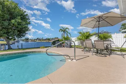 532 W Archer Pkwy, Cape Coral, FL 33904 - Photo 20