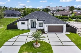 1809 SW Trafalgar Parkway, Cape Coral, FL 33991 - Photo 2