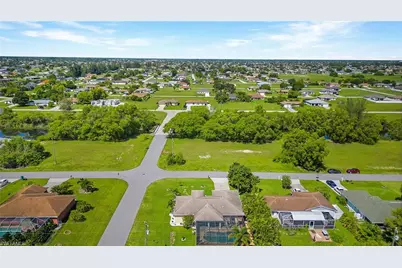 1001 NE 6th Ave, Cape Coral, FL 33909 - Photo 18