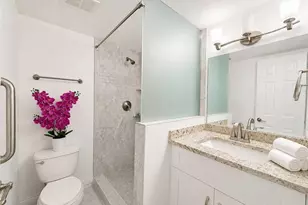 1087 Forest Lakes Dr, Naples, FL 34105 - Photo 14