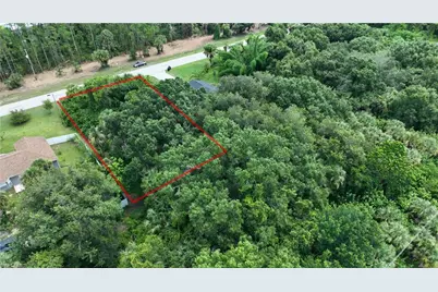 856 Sentinela Blvd, Lehigh Acres, FL 33974 - Photo 8